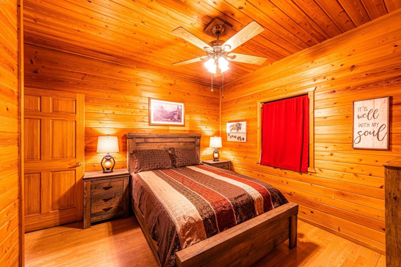 Cabin #4 The Wolves Den - Pet Friendly- Sleeps 6 - Playground & Game Room 패이슨 외부 사진
