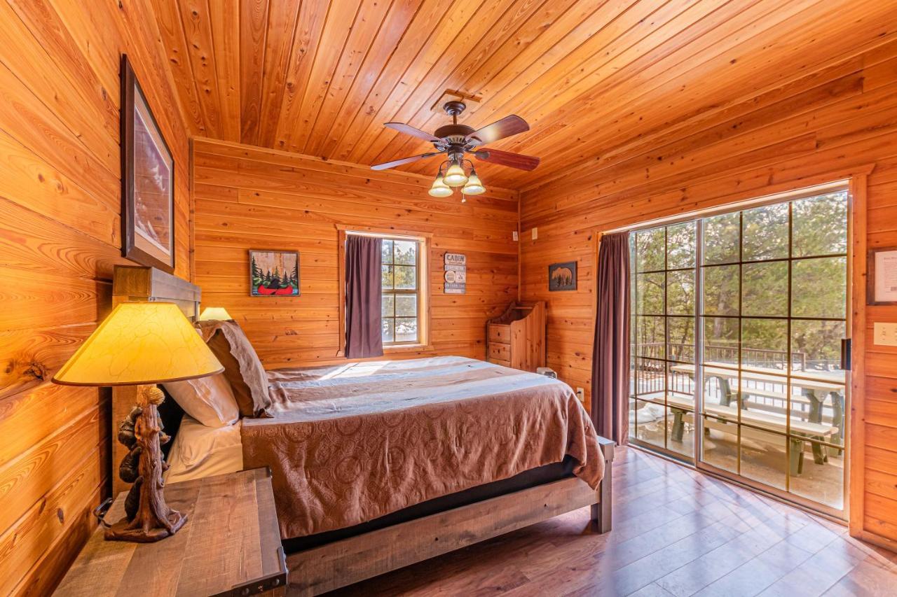 Cabin #4 The Wolves Den - Pet Friendly- Sleeps 6 - Playground & Game Room 패이슨 외부 사진